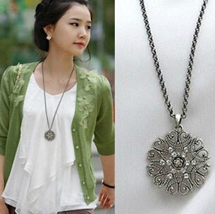 Flower Silver Necklace